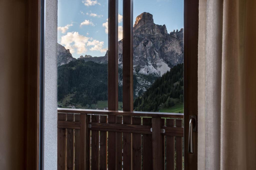 Hotel Arlara Corvara In Badia Room photo